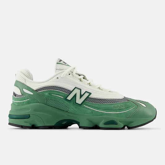 New Balance 1000 Green