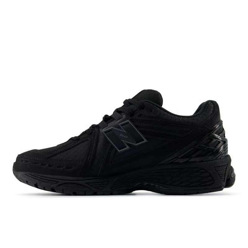 New Balance 1906R Cordura Black Magnet